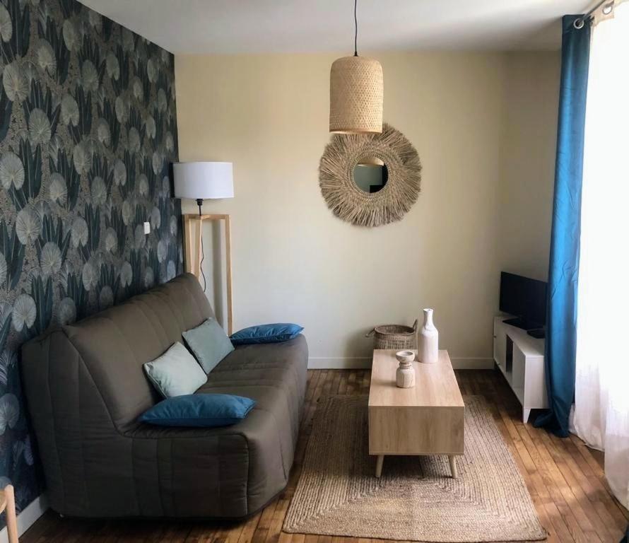 Logement A Brive Avec Terrasse Et Climatisation - Pres De La Gare Et Du Centre-Ville - Wifi Et Stationnement Gratuit Exteriér fotografie